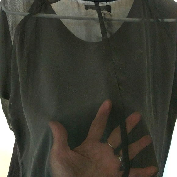 Sheer back top - Picture 5 of 6